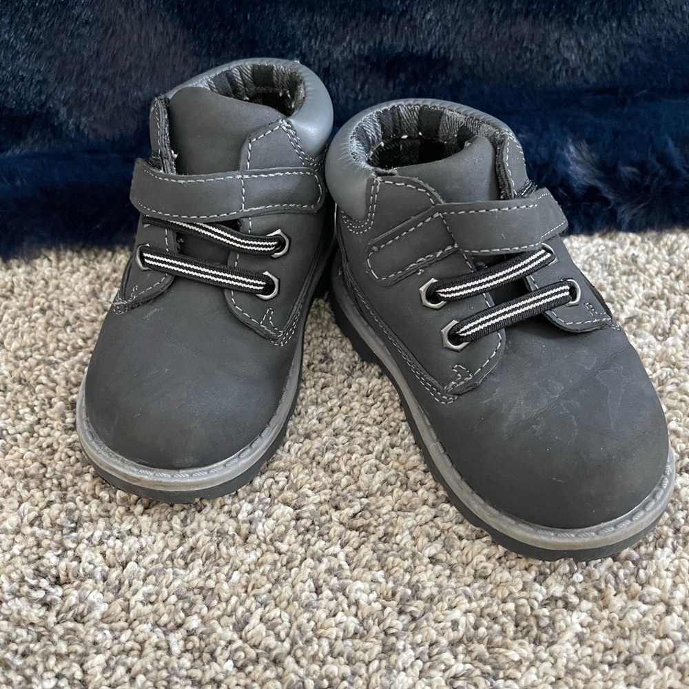 Toddler Garanimals boots